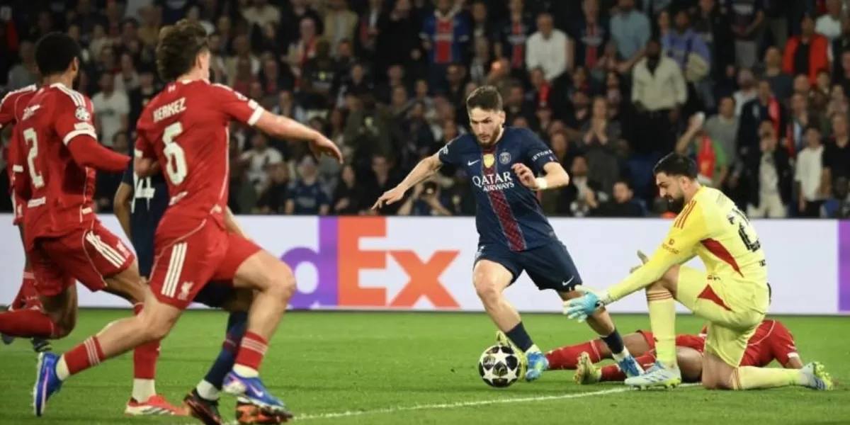 Laga PSG vs Liverpool dimenangkan PSG dengan skor 2-0. Foto : Ist