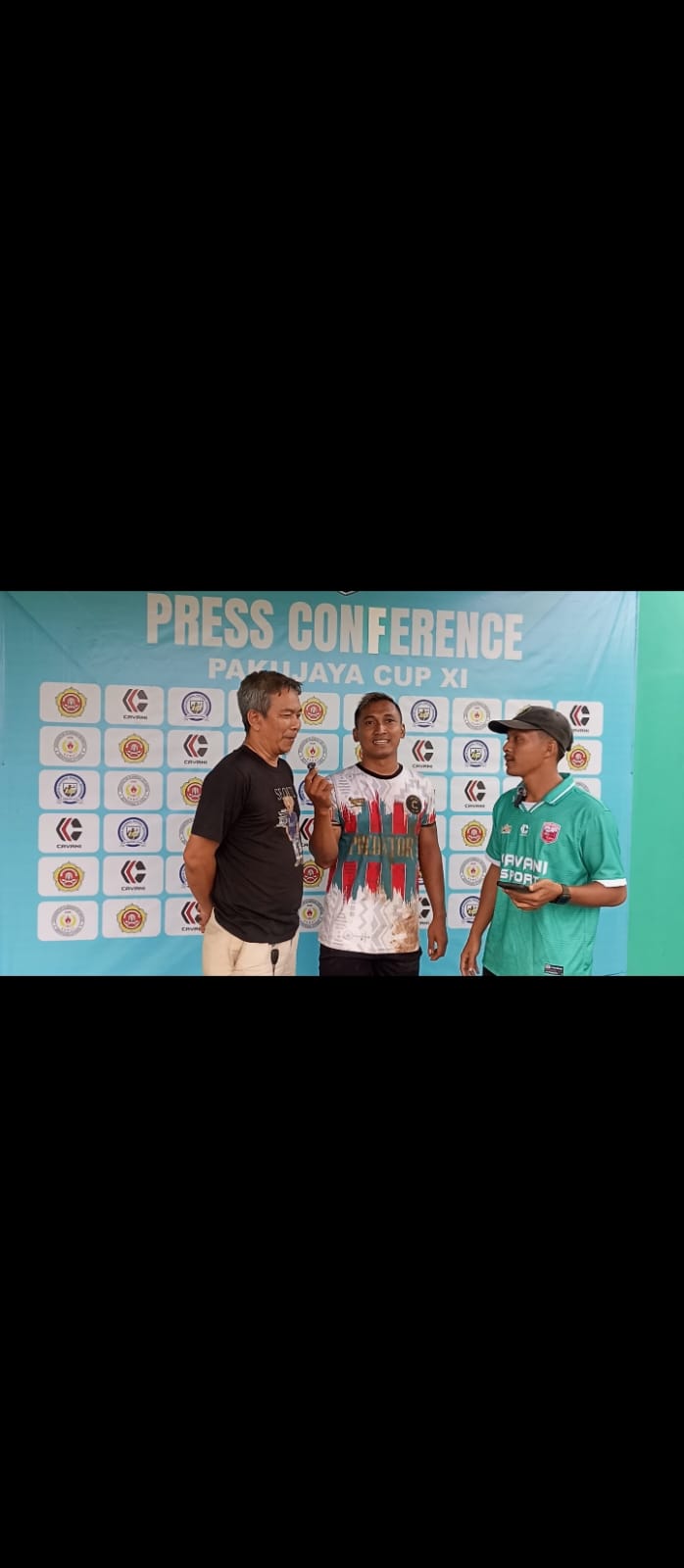 Manajer Angsa United datangkan pemain dari Solo, Jawa Tengah pada laga perdananya, Kamis (09/04/2026).(tangselpos.id).