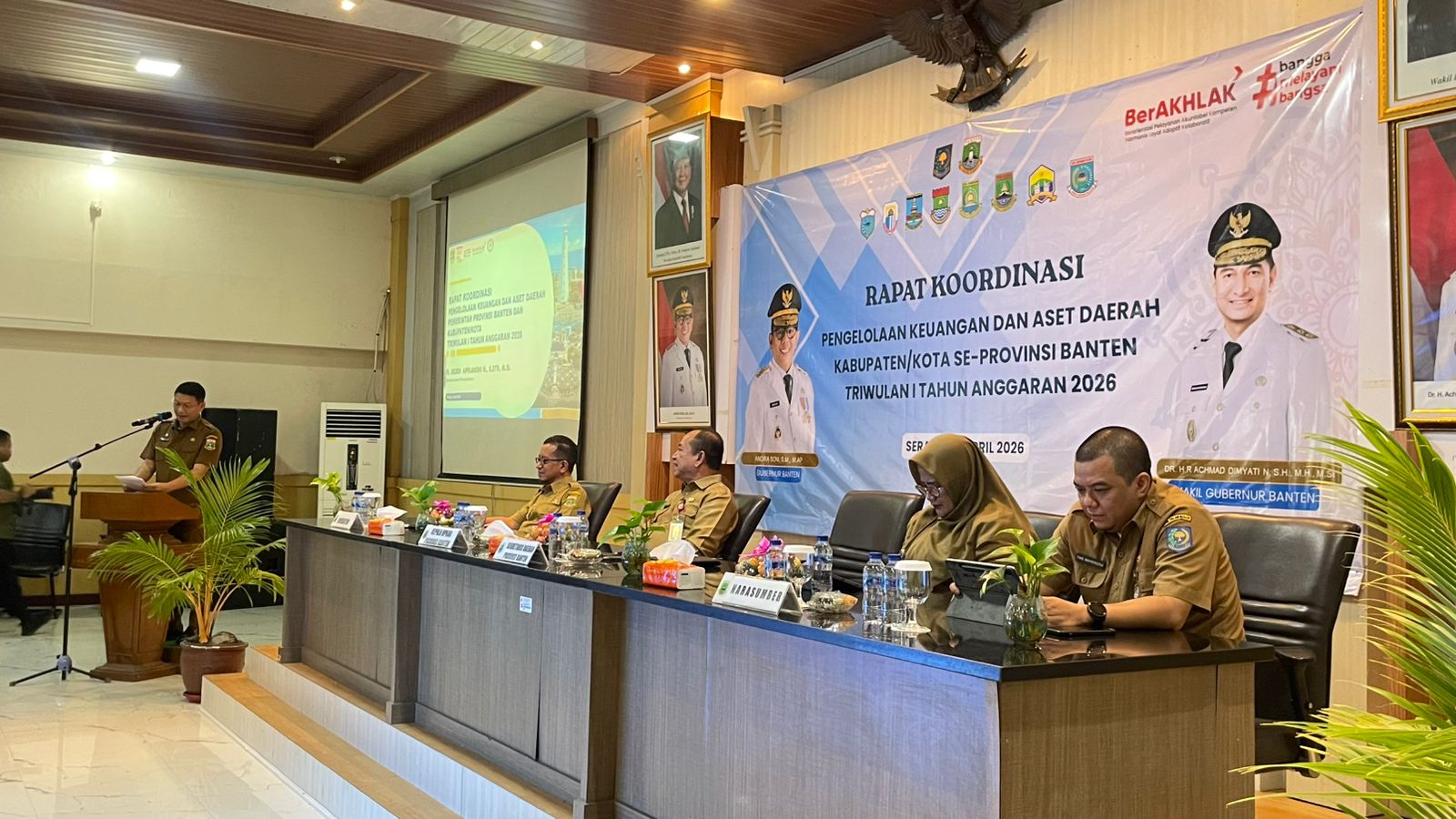 Suasana rakor Pengelolaan Keuangan dan Aset Daerah Kabupaten/Kota Triwulan I TA 2026 di Kantor BPKAD Provinsi Banten, Kota Serang, Selasa (14/4/2026).(Istimewa)