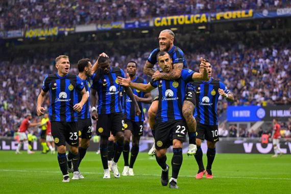 Selebrasi Inter Milan usai menang dari Lazio 2-0. Foto : Ist