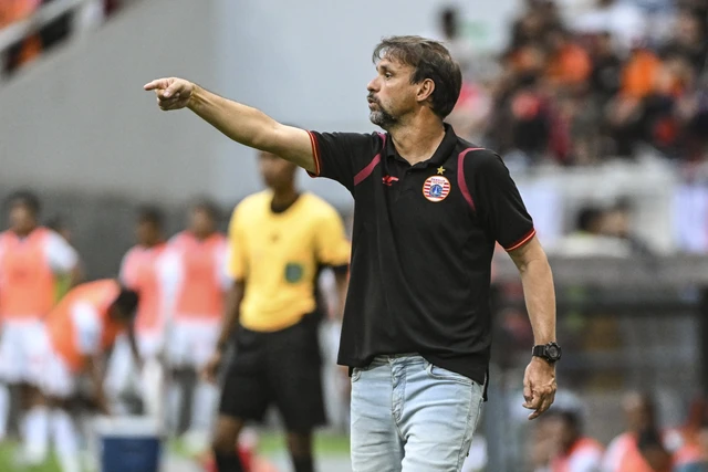 Mantan pelatih Persija Mauricio Souza. Foto : Ist