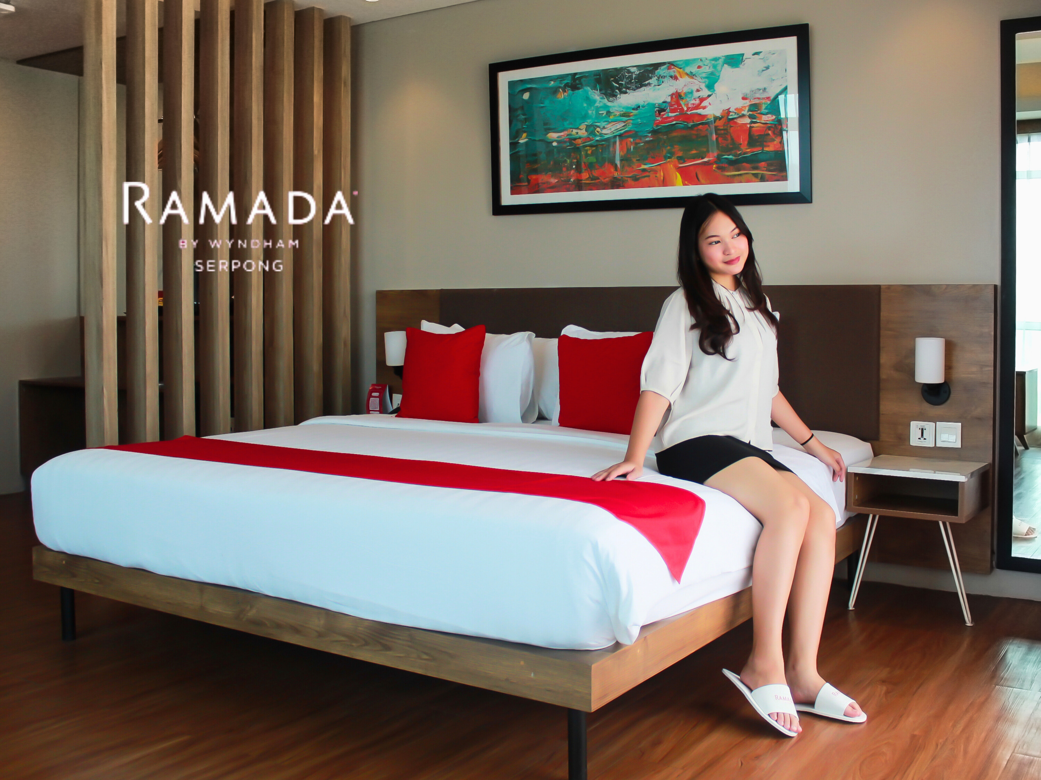 Ramada by Wyndham Serpong menghadirkan program “24 Hour Staycation”. (Ist)