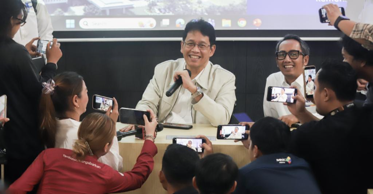 Menkeu Purbays dalam konfetensi pers. Foto : Ist