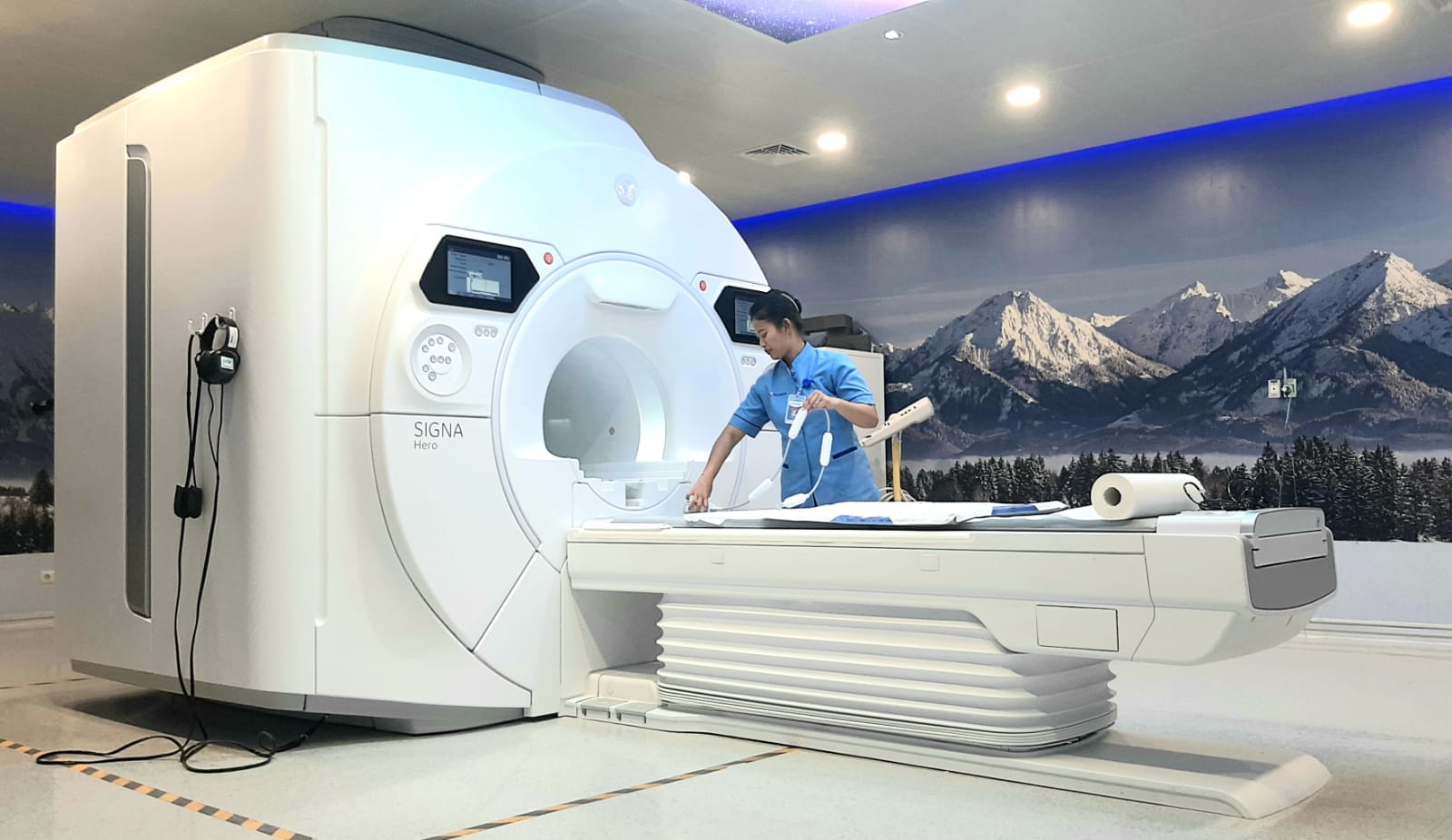 Bethsaida Hospital resmi mengoperasikan teknologi terbaru nya melalui Magnetic Resonance Imaging (MRI) 3.0 Tesla berbasis kecerdasan buatan (AI). Foto : Irawan/TP