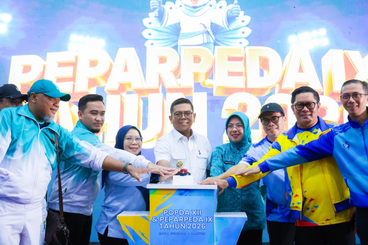 Gubernur Andra Soni saat membuka Pekan Olahraga Paralimpik Pelajar Daerah (Peparpeda) IX Tahun 2026 Provinsi Banten di Asa Sport Center, Kota Cilegon, Rabu (24/6/2026). Foto : Humas Pemprov
