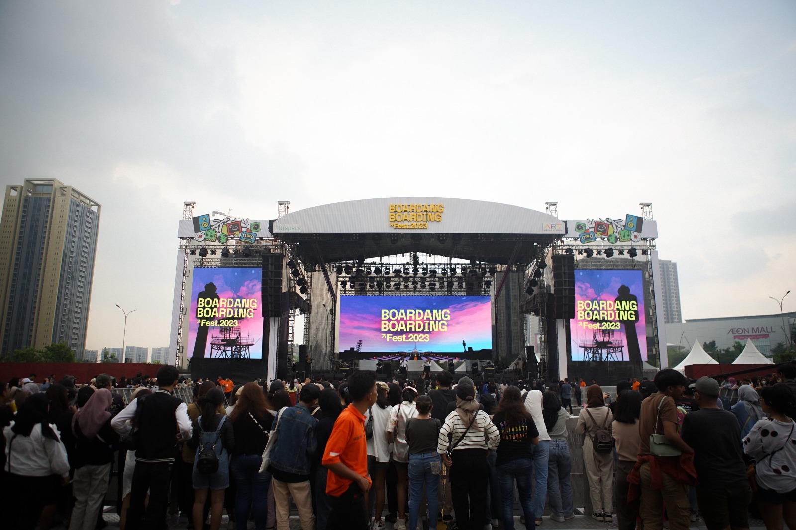 Boardang Boarding Festival 2026 siap digelar pada 4-5 Juli mendatang di Edu Town BSD City dengan menghadirkan puluhan musisi ternama dan berbagai pengalaman kreatif bagi para pengunjung. Foto: Dok. BBF 2026. (Dok. BBF)