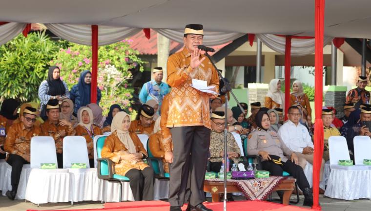 Bupati Tangerang Maesyal Rasyid pada upacara peringatan Hari Keluarga Nasional (Harganas) ke-33 dan Hari Anti Narkotika Internasional (HANI). Foto : Ist