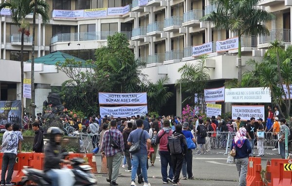 Suasana Eksekusi lahan Ex Hotel Sultan. Foto : Ist