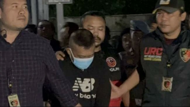 Taufik Hidayat tersangka kasus penyekapan kini diamankan pihak Kepolisian. Foto : Ist