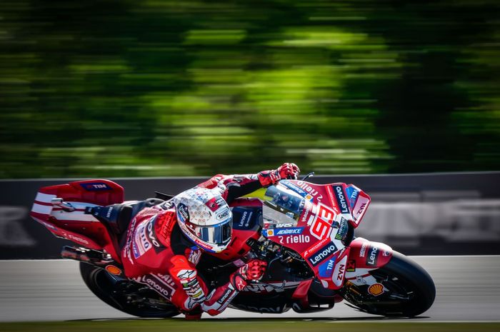 Marc Marquez kembali menunjukkan dominasinya dengan merebut podium tertinggi pada balapan MotoGP Republik Ceko 2026. Foto : Ist