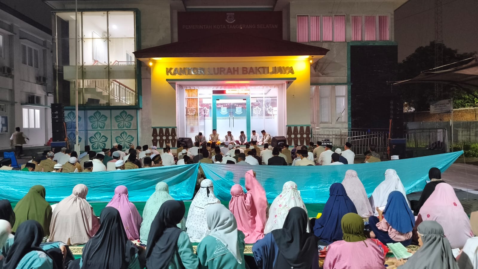 Tahun Baru Islam 1448 Hijriah, warga Kelurahan Bakti Jaya menggelar istigasah dan doa bersama. (Ist)