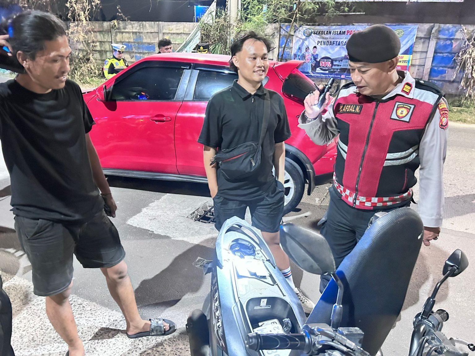 Polres Tangsel terus perketat patroli malam guna menghindari kejahatan jalanan.
