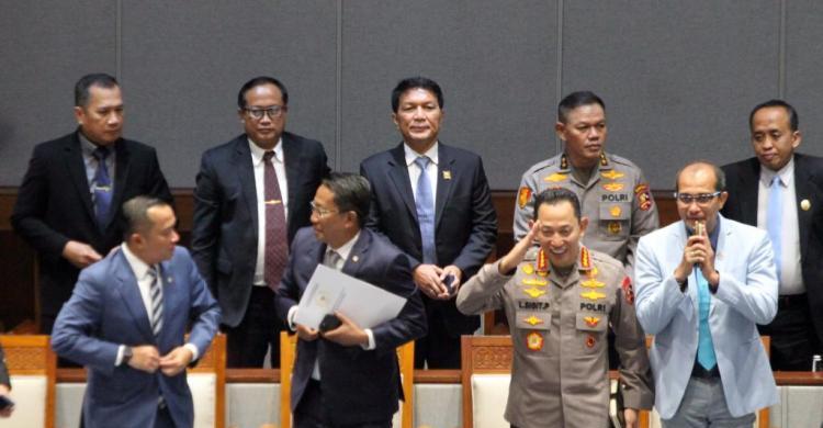 Suasana rapat paripurna DPR, Selasa (9/6/2026). Foto : Ist