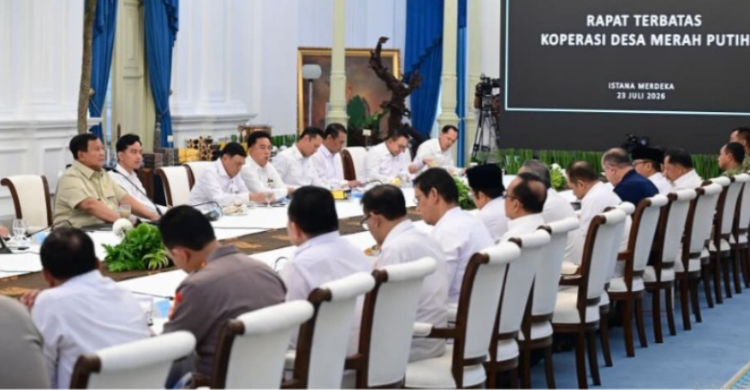 Presiden Prabowo menggelar Rapat Terbatas Kabinet Merah Putih di Istana Kepresidenan, Jakarta, Kamis (23/7/2026). Foto : Ist