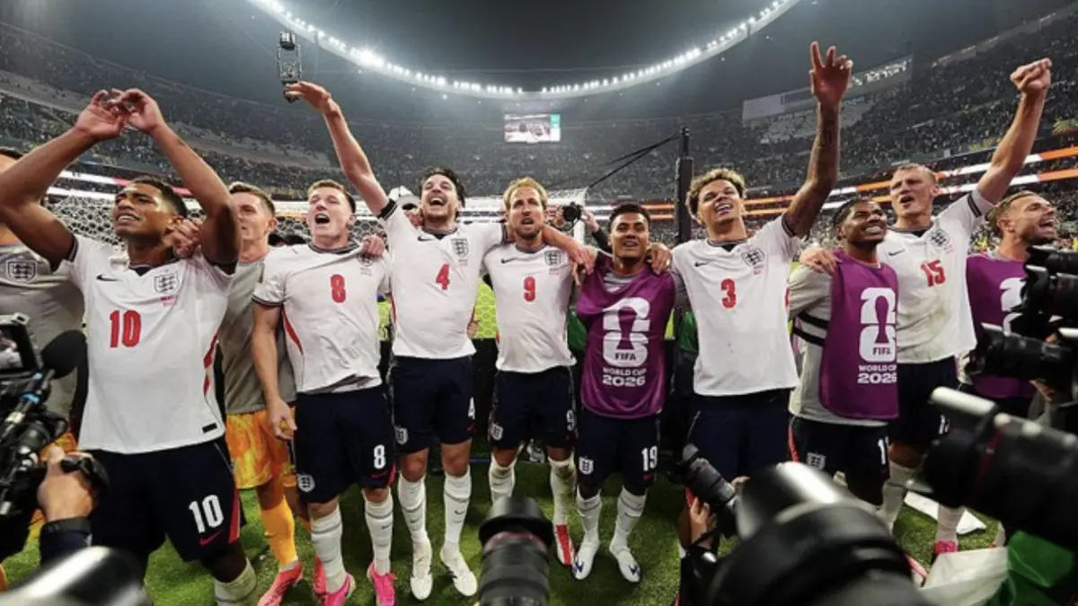 Selebrasi Timnas Inggris usai menang 6-4 dari Prancis. Foto ; Ist