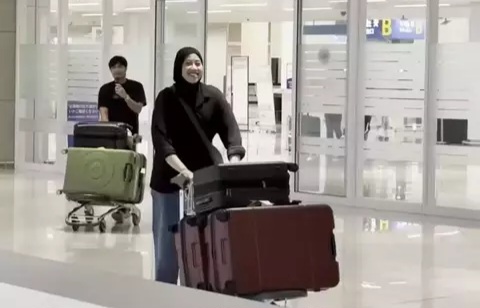 Pebola voli putri Indonesia, Megawati Hangestri Pertiwi tiba di Korsel dan siap membela klub Hyundai Hillstate. Foto : Ist