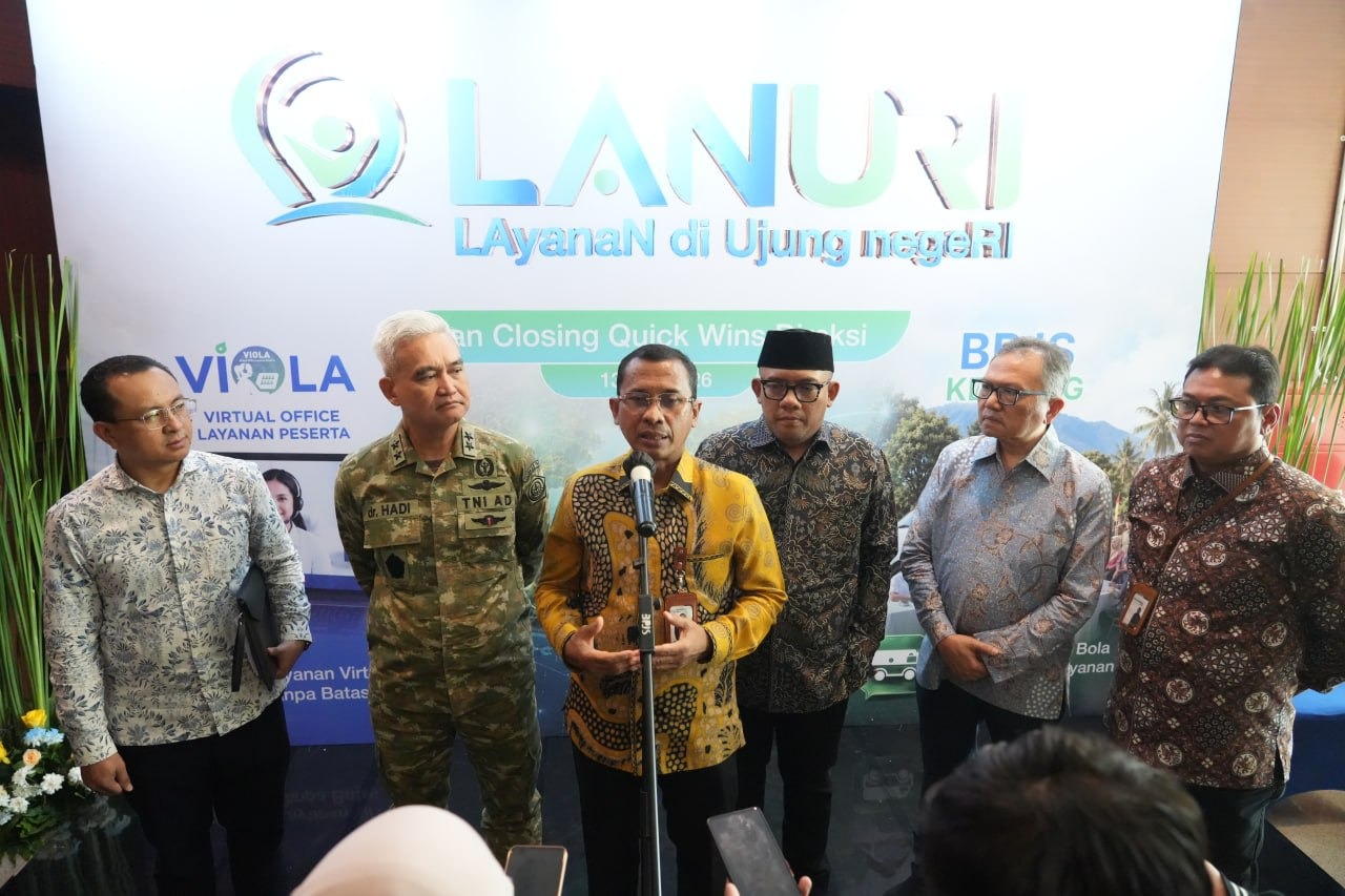 Direktur Utama BPJS Kesehatan, Prihati Pujowaskito bersama jajarannya dalam acara Launching LANURI dan Closing Quick Wins 100 Hari Kerja Direksi, Senin (13/7/2026).(Istimewa)