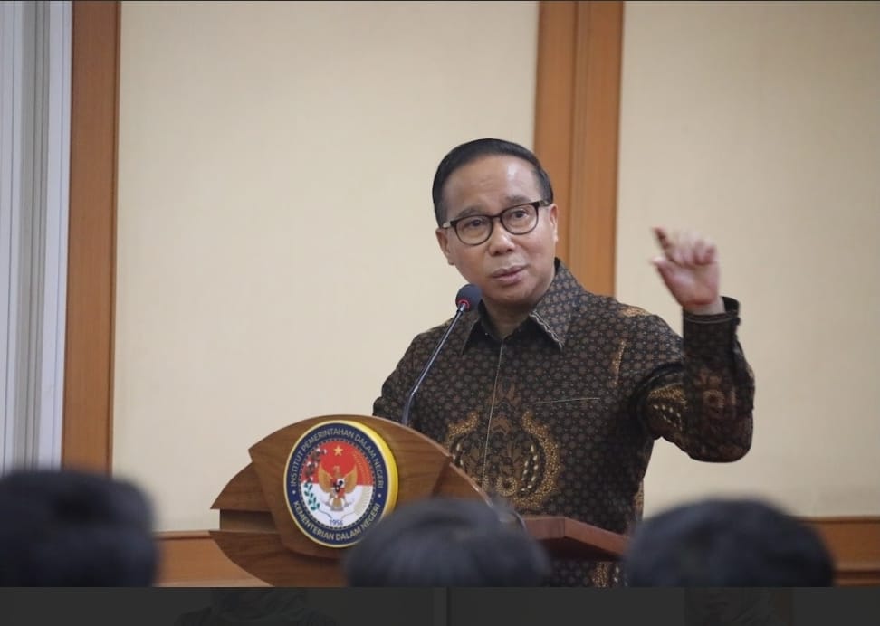 Prof. Dr. Muhadam Labolo, Ketua Harian Masyarakat Ilmu Pemerintahan Indonesia (MIPI).(Dok. Pribadi)