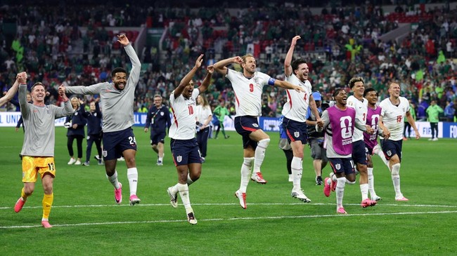 Selebrasi Timnas Inggris usai mengalahkan Timnas Norwegia 2-1 dan melaju ke Semifinal. Foto : Ist