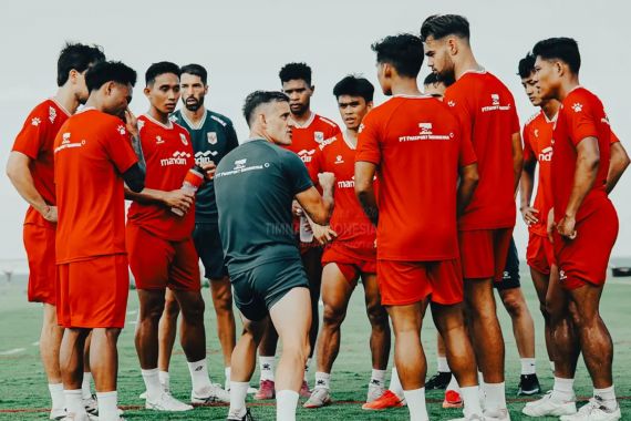 John Herdman dan Timnas Senior. Foto : Ist