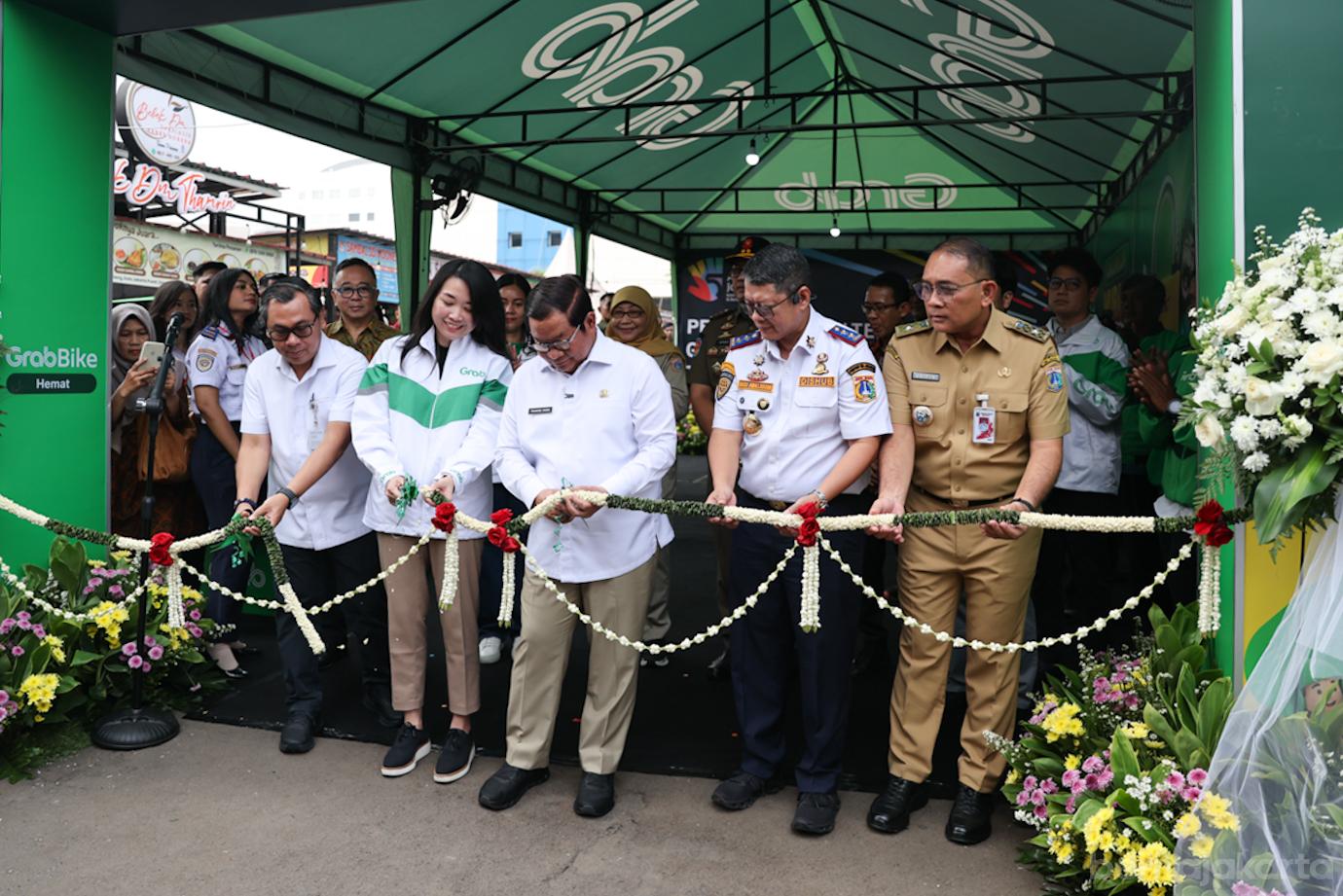 Gubernur Pramono saat peresmian kata Pramono usai meresmikan Shelter Grab Indonesia Thamrin–Bundaran HI, Jakarta Pusat, Selasa (7/7/2026). Foto : Ist