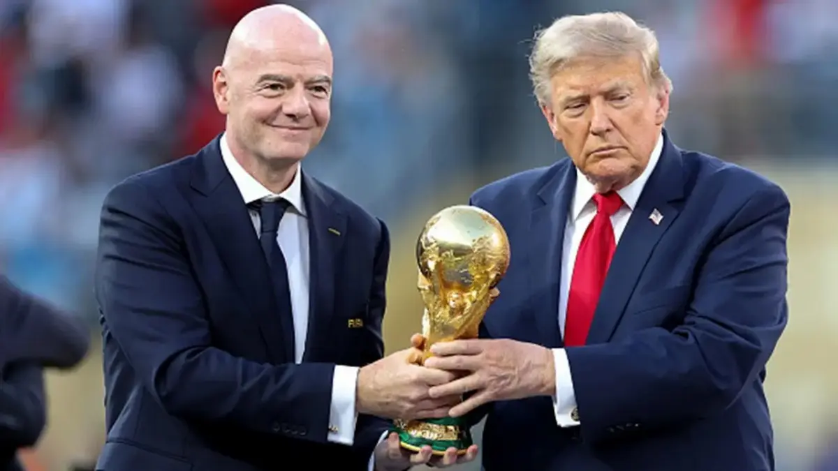 Presiden FIFA Gianni Infantino dan Presiden Donald Trump. Foto : Ist
