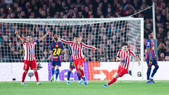 Selebrasi skuad Atletico Madrid usai menjebol gawang Sevilla. Foto : Ist