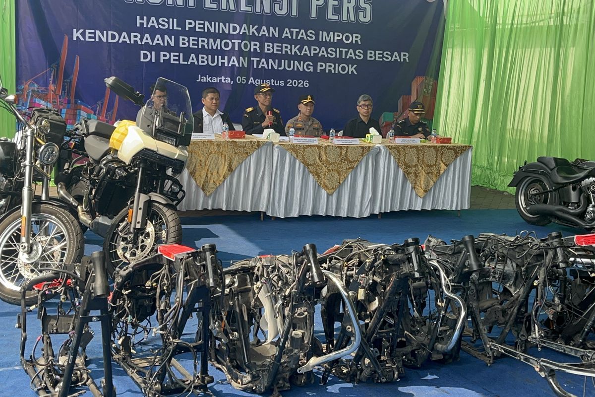 20 rangka (frame) bekas Harley-Davidson yang diimpor secara ilegal dari China. Foto : Ist