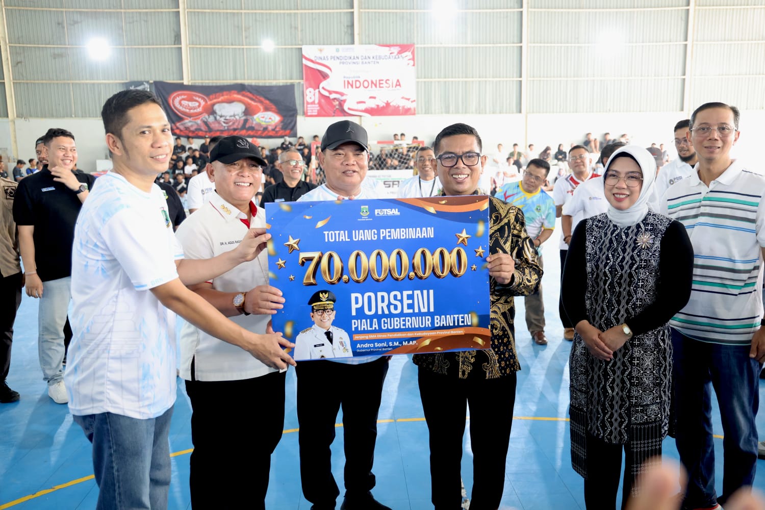 Gubernur Andra Soni saat membuka Lomba Futsal Porseni Piala Gubernur Banten 2026. Foto : Ist