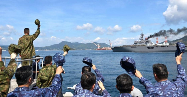 Kapal Jepang JS Kunisaki. Foto : Ist