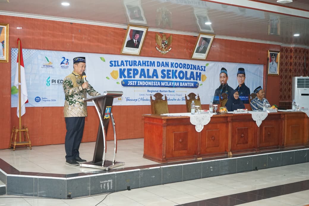 KOORDINASI KEPALA SEKOLAH. Wakil Bupati Serang Najib Hamas membuka kegiatan Silaturahmi dan Koordinasi Kepala Sekolah Jaringan Sekolah Islam Terpadu Indonesia Wilayah Banten Regional Banten Barat yang berlangsung di Aula TB Suwandi, Pemerintah Kabupaten Serang pada Sabtu (1/8). HUMAS PEMKAB SERANG