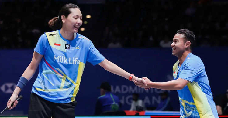 Ganda campuran Rehan Naufal Kusharjanto/Gloria Emanuelle Widjaja melaju ke semifinal turnamen BWF World Tour Super 300. Foto : Ist