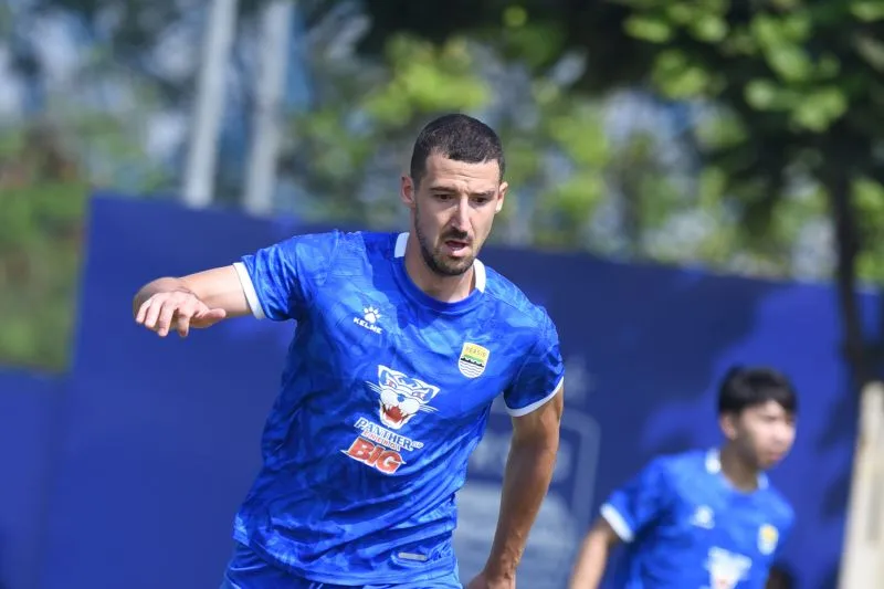 Penyerang anyar Persib Balsa Sekulic. Foto : Ist