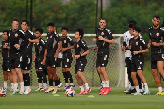 Sesi latihan skuad Persija. Foto : Ist