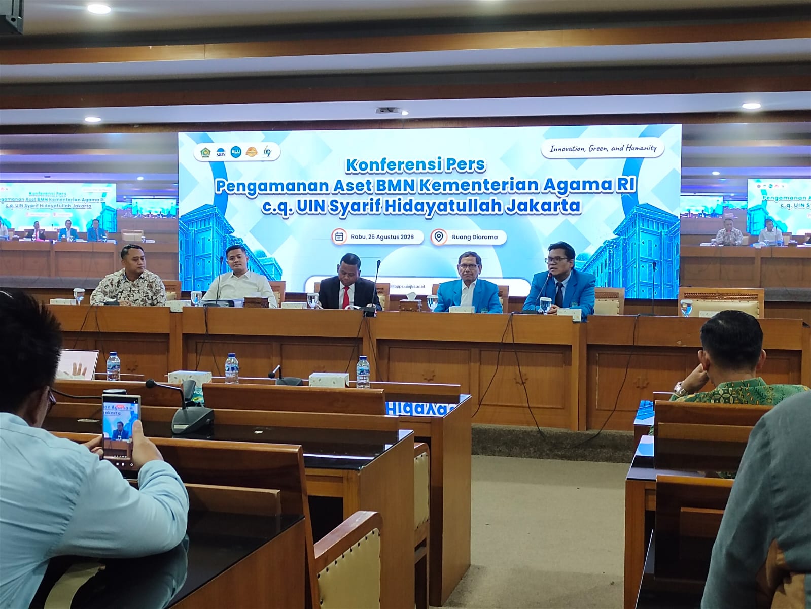 UIN Jakarta bersama tim kuasa hukum memprioritaskan masa depan TKIP dan SDIP pada jumpa pers, Kamis (26/08/2026).(Foto: dok/UIN).