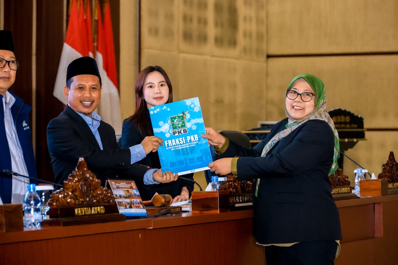 PANDUM FRAKSI - DPRD Kota Tangsel gelar paripurna pandangan umum fraksi terkait Raperda APBD Perubahan 2026.PANDUM FRAKSI - DPRD Kota Tangsel gelar paripurna pandangan umum fraksi terkait Raperda APBD Perubahan 2026.PANDUM FRAKSI - DPRD Kota Tangsel gelar paripurna pandangan umum fraksi terkait Raperda APBD Perubahan 2026.