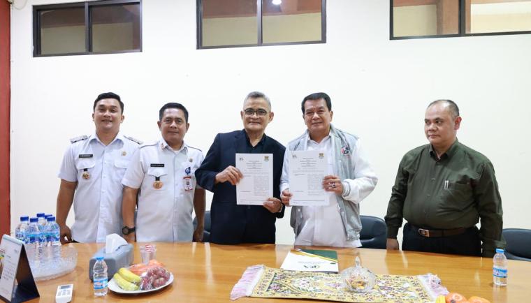 Bupati Tangerang Maesyal saat membuka seminar Tangerang Youth Connection (TYC) 2026 di Universitas Cendekia Abditama,   Foto : Humas Kab. Tangerang