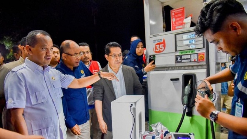 Menteri ESDM Bahlil saat sidak ke Pom BBM beberapa waktu yang lalu. Foto : Ist