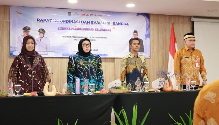 Wakil Bupati Tangerang, Intan Nurul Hikmah, saat membuka Sosialisasi Hasil Evaluasi iBangga Kabupaten Tangerang. Foto : Humas Kab. Tangerang
