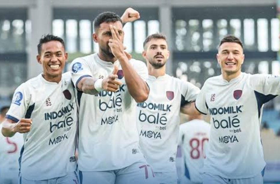 Selebrasi Persita usai menjebol gawang PSIM. Foto : Ist