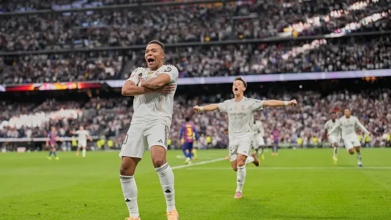 Selebrasi bomber Mbappe usai menjebol gawang Rayo Vallecano. Foto : Ist