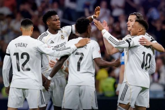 Selebrasi skuad Real Madrid usai menang 2-1 dari Inter Milan. Foto : Ist