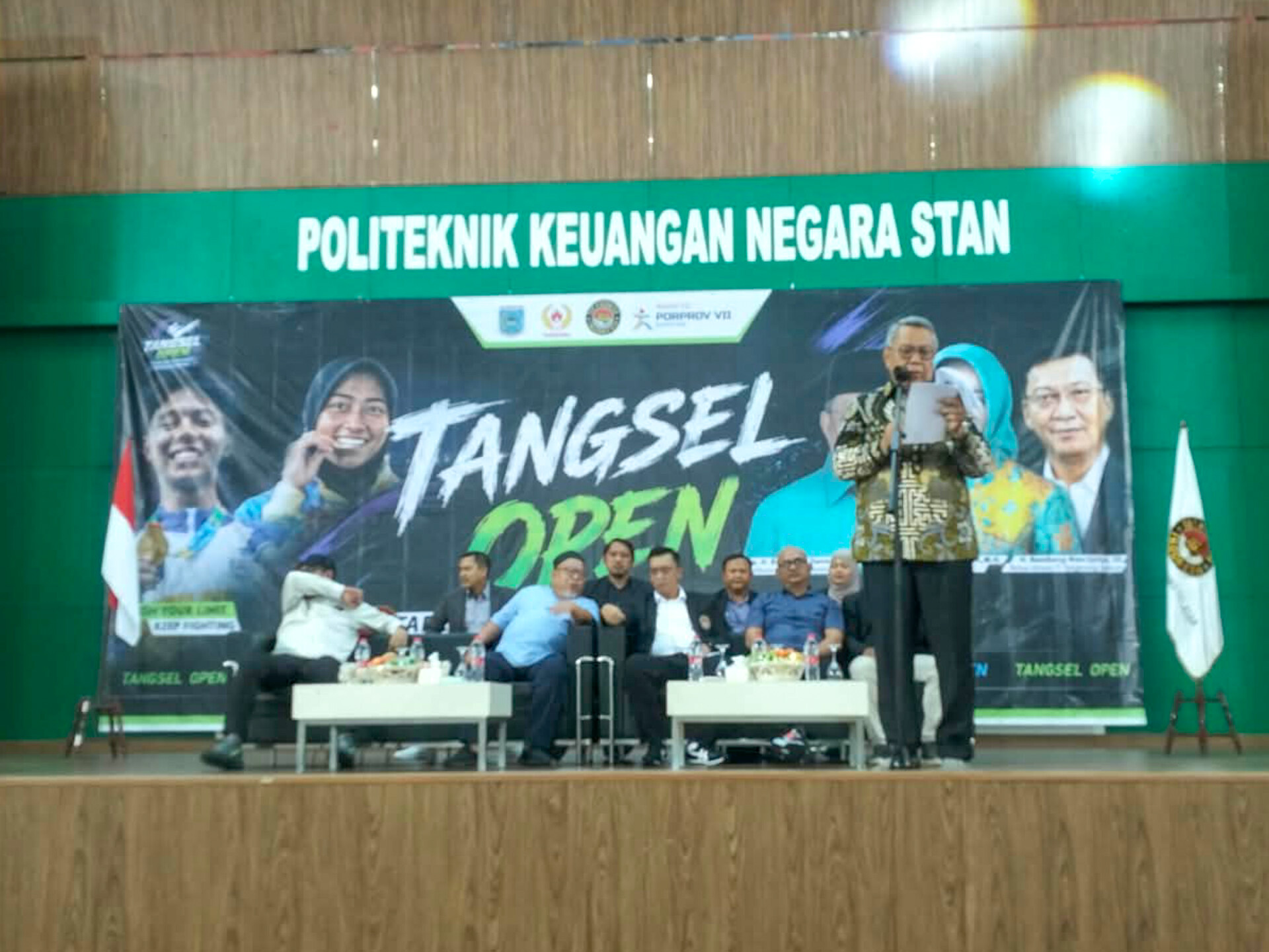 Tangsel Open Taekwondo Championship 2026 yang digelar di Gedung Student Center PKN STAN, Bintaro, Kecamatan Pondok Aren, Sabtu (5/9). (tangselpos.id/irm)
