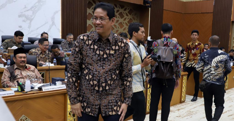 Menkeu Purbaya saat rapat dengan Banggar DPR. Foto : Ist
