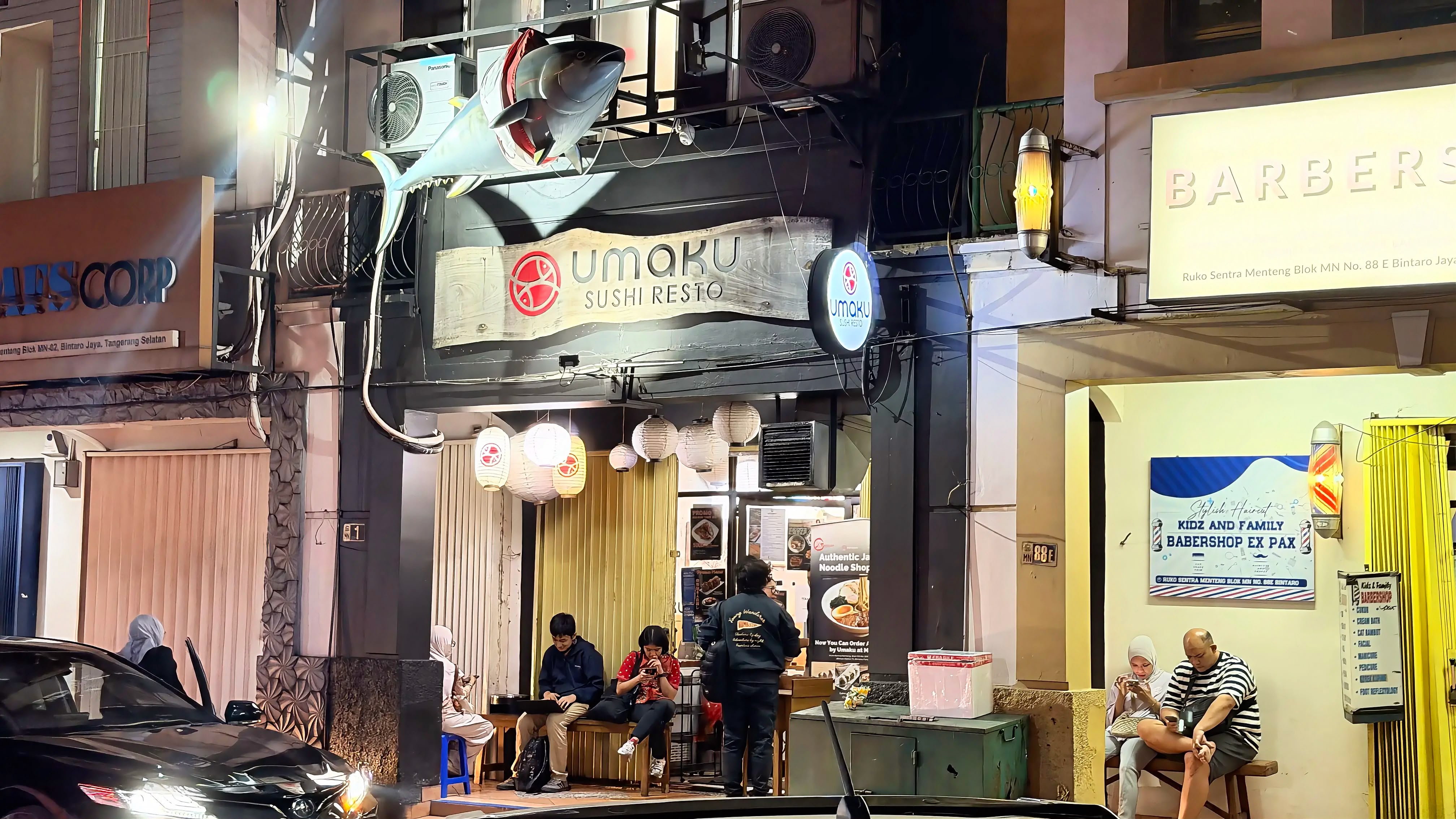 Umaku Sushi di kawasan Bintaro Sektor 8. Foto : Karen Putri