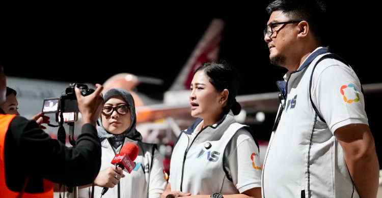 Direktur Utama IAS Tri Andayani (tengah) saat konferensi pers. Foto : Ist