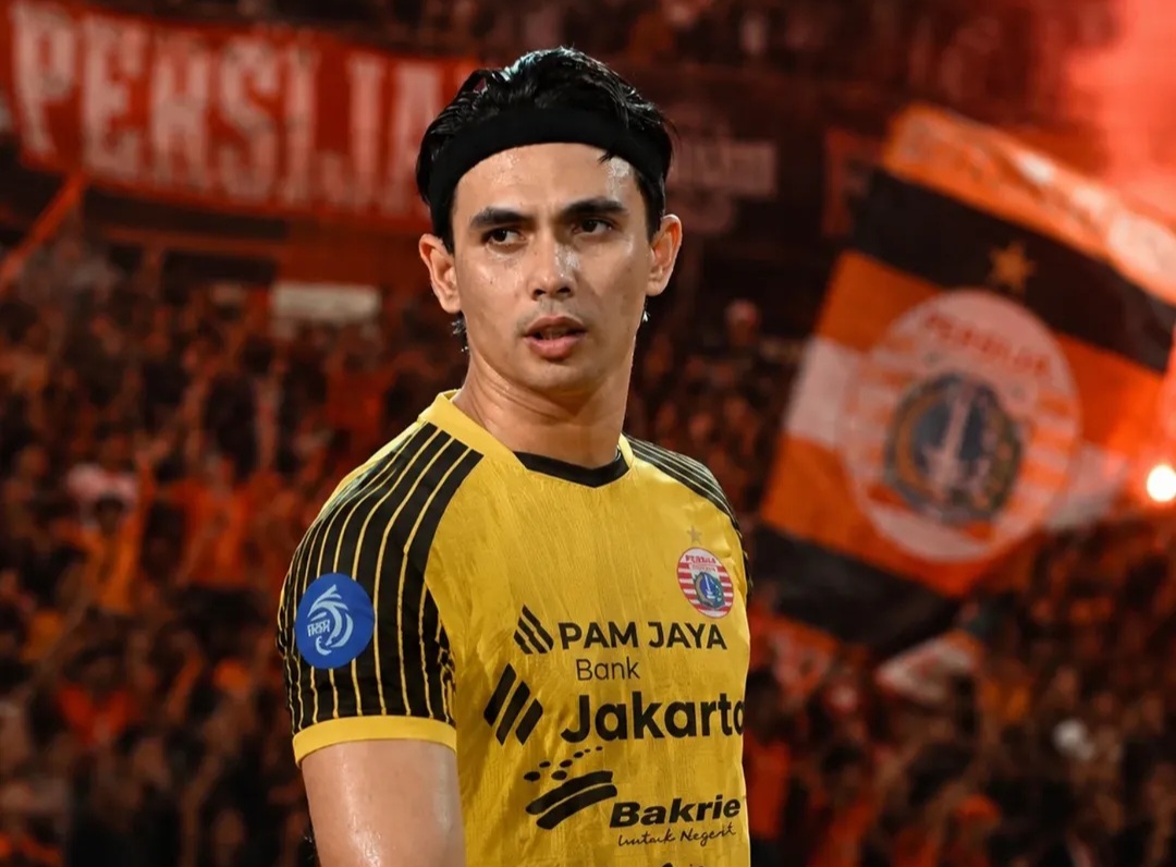 Kiper Persija Nadeo Argawinata. Foto : Ist