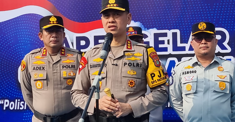 Kapolda Metro Jaya Komjen Pol Dadang Hartanto saat konferensi pers. Foto : Ist