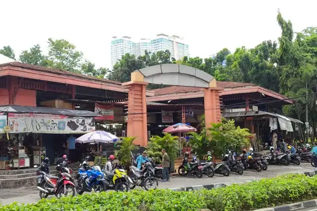 Pasar Taman Puring sebelum kebakaran. Foto : Ist