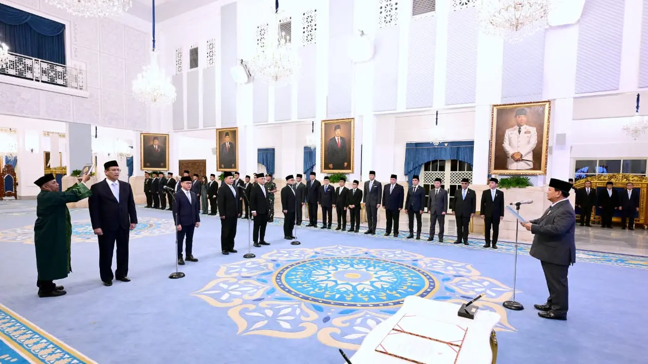 Presiden Prabowo melantik Menteri dan Wakil Menteri di Istana Negara, Kamis (1/10/2026). Foto : Ist